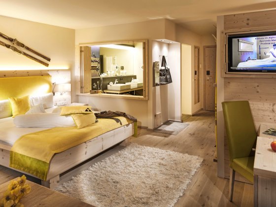 saalbach hinterglemm hotel alpin juwel fischer ski suite